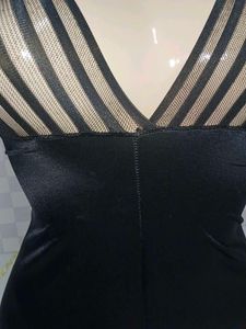 (700)Black Striped Bodysuit
