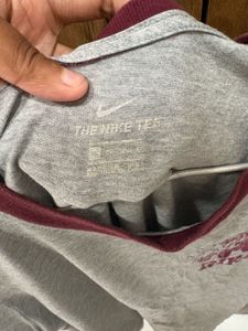 Nike Grey T-Shirt