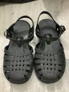 Black Fisherman Sandals