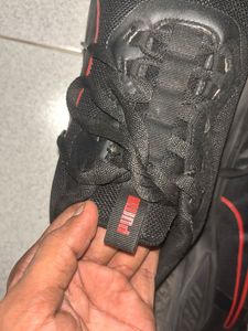 ORIGINAL PUMA Black Sports Shoes | Like New | Size