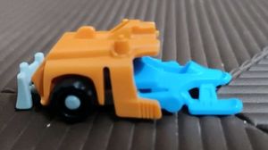 kinder VU075 snow groomer toy