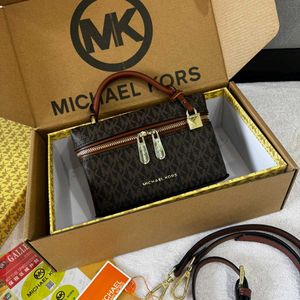 Michael Kors (COPY)Jana Extra-Small Signature Logo