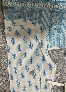 ZARI Blue &amp; White Printed Kurta with Pants