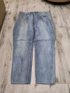 Ma6175 Levi's jeans waist 34 inches