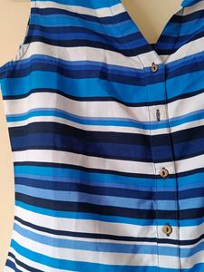 Brand : Urban Religion Fits Upto 32-34 Bust