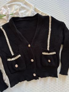 Chic Black Knit Cardigan