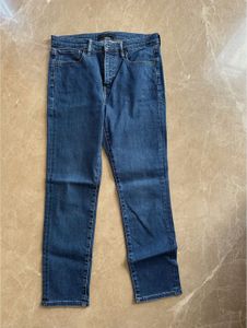 Uniqlo Dark Wash Denim Jeans