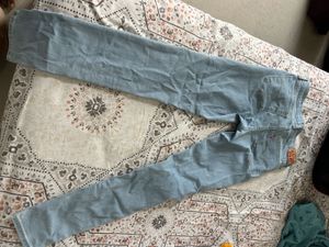 Levi's Light Wash Denim Jeans