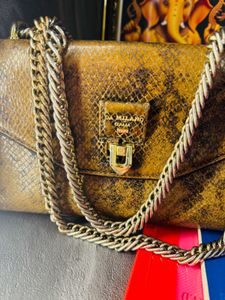 Da milano sling bag
