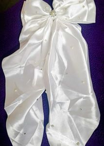 combo of 2 White and maroon- Embellished bow hairc