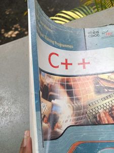 C++ Multilingual Training Book