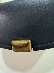 Chic Black Shoulder Bag with Chain Strap