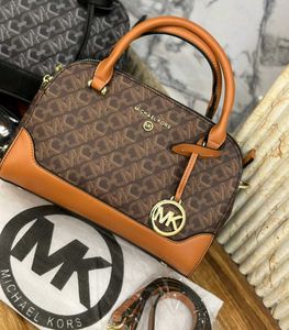 LATEST MICHAEL KORS PREMIUM SLING @SALE
