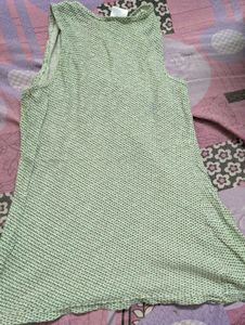Lightweight Patterned Crew Neck Top