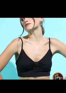 Chic Black Crop Top with Keyhole Detail