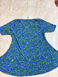 🎉🥳blue printed top....
