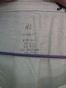 H&amp;M Solid Off-White / Cream Long Fit T-Shirt