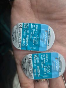 1pair of Bausch + Lomb iConnect Contact Lenses