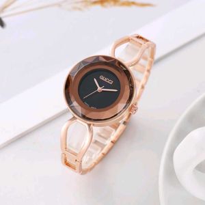 Gucci ladies watch PREMIUM QUALITY AT SALE