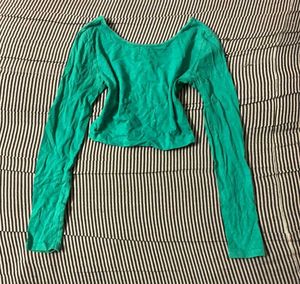 Green Long Sleeve Crop Top