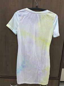 Stylish Tie-Dye Twist Front Top