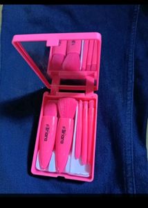 Pink Makeup Brush Set with Mirror
