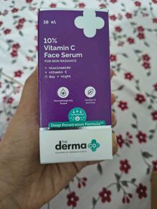 The Derma Co. 10% Vitamin C Face Serum