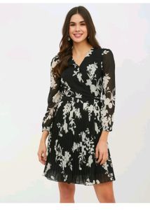 Trendy Black Dress
