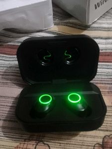 Bluetooth Tws with Charging Case
