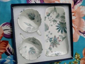 Crockery Elegant Floral Teacup & Saucer Set