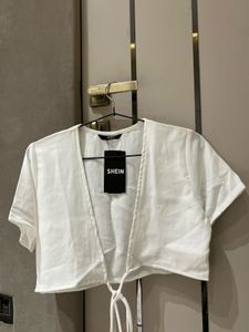 SHEIN White Tie-Front Crop Top