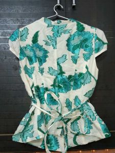 Chic Floral Print Blouse