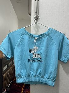 Branded Crop Top New For Medium And Large