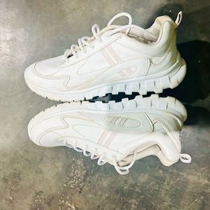 White Casual Sneakers