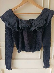 Chic black Ruffled Neck Top