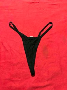 Black Minimal Thong