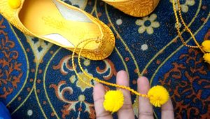 yellow juti sandle