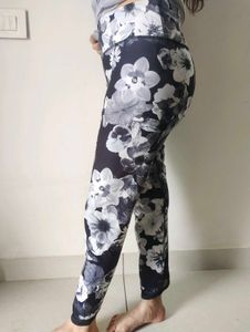 OLD NAVY Floral Print Ankle Length Leggings