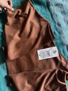 Cute Brown Crop Top with Extended Sleeves