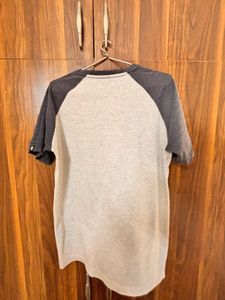 Hogwarts Alumni T-Shirt