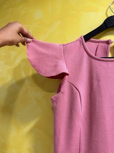 Chic Textured Pink mini dress