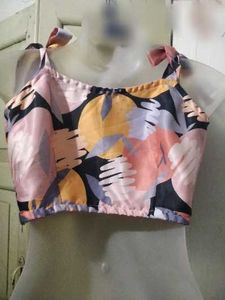 Floral Print Tie-Up Crop Top 🔥