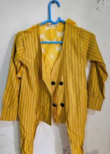 Stylish Yellow Striped top