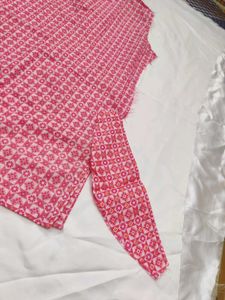 Stylish Pink Printed short Kurta