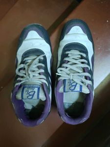 Shoes sneakers white