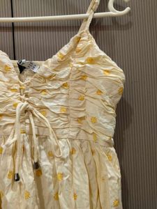 Butter yellow short summery dress