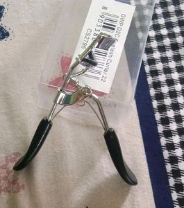 Faces Canada Eyelash Curler