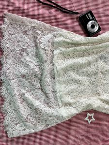 Elegant White Lace Sleeveless Top