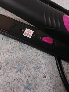 NOVA Hair Straightener