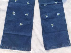 Pinteresty Embroidered Daisy Jeans With Top